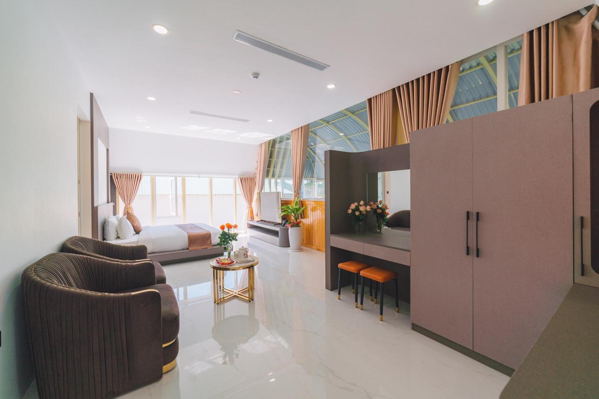 Quy Tai Premium Hotel Đà Lạt Extérieur photo