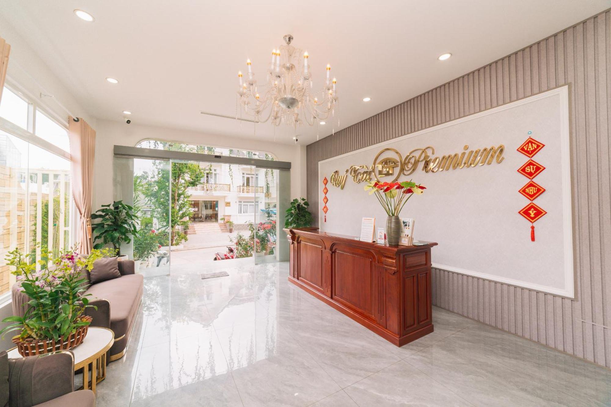Quy Tai Premium Hotel Đà Lạt Extérieur photo