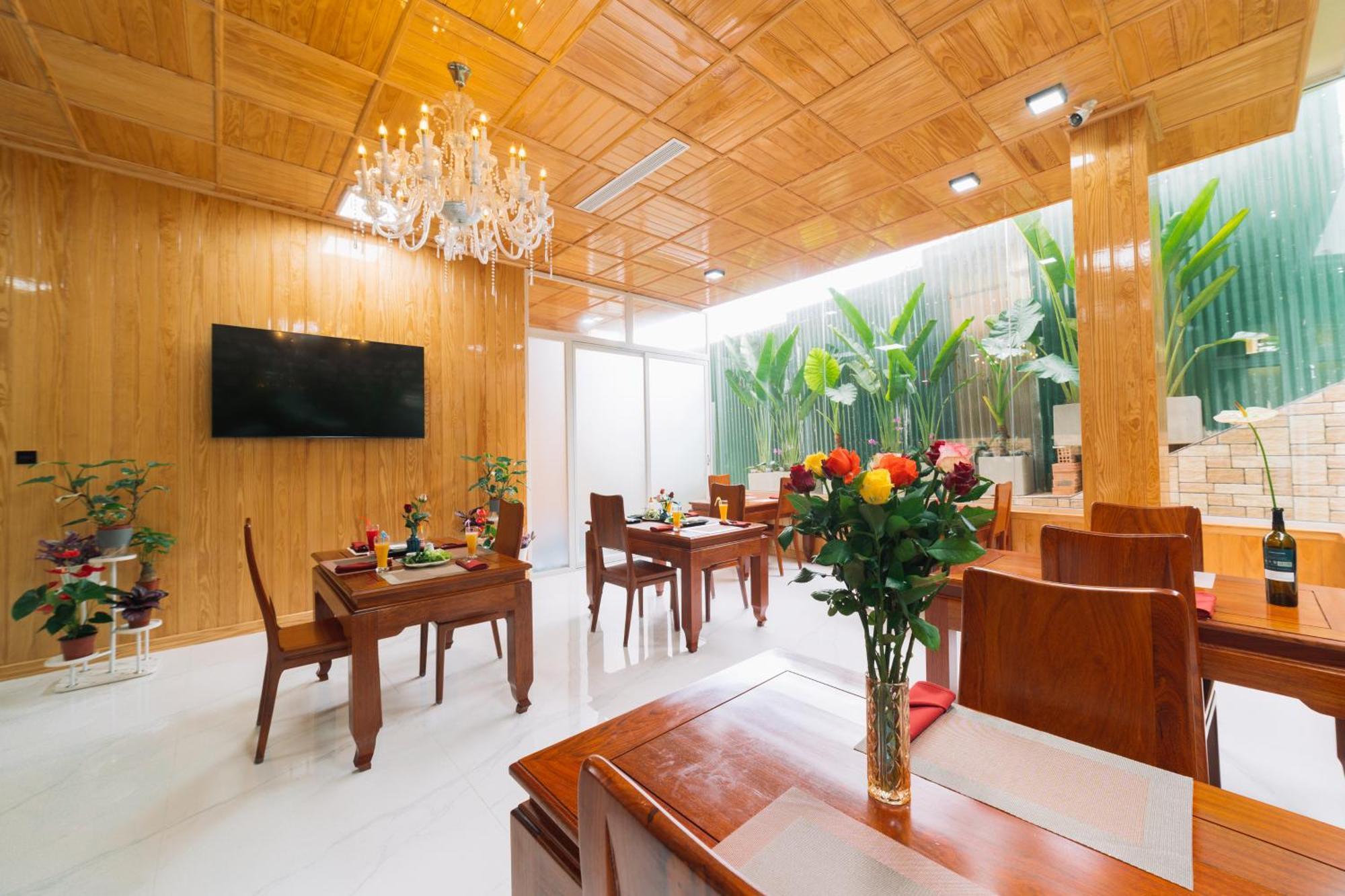 Quy Tai Premium Hotel Đà Lạt Extérieur photo
