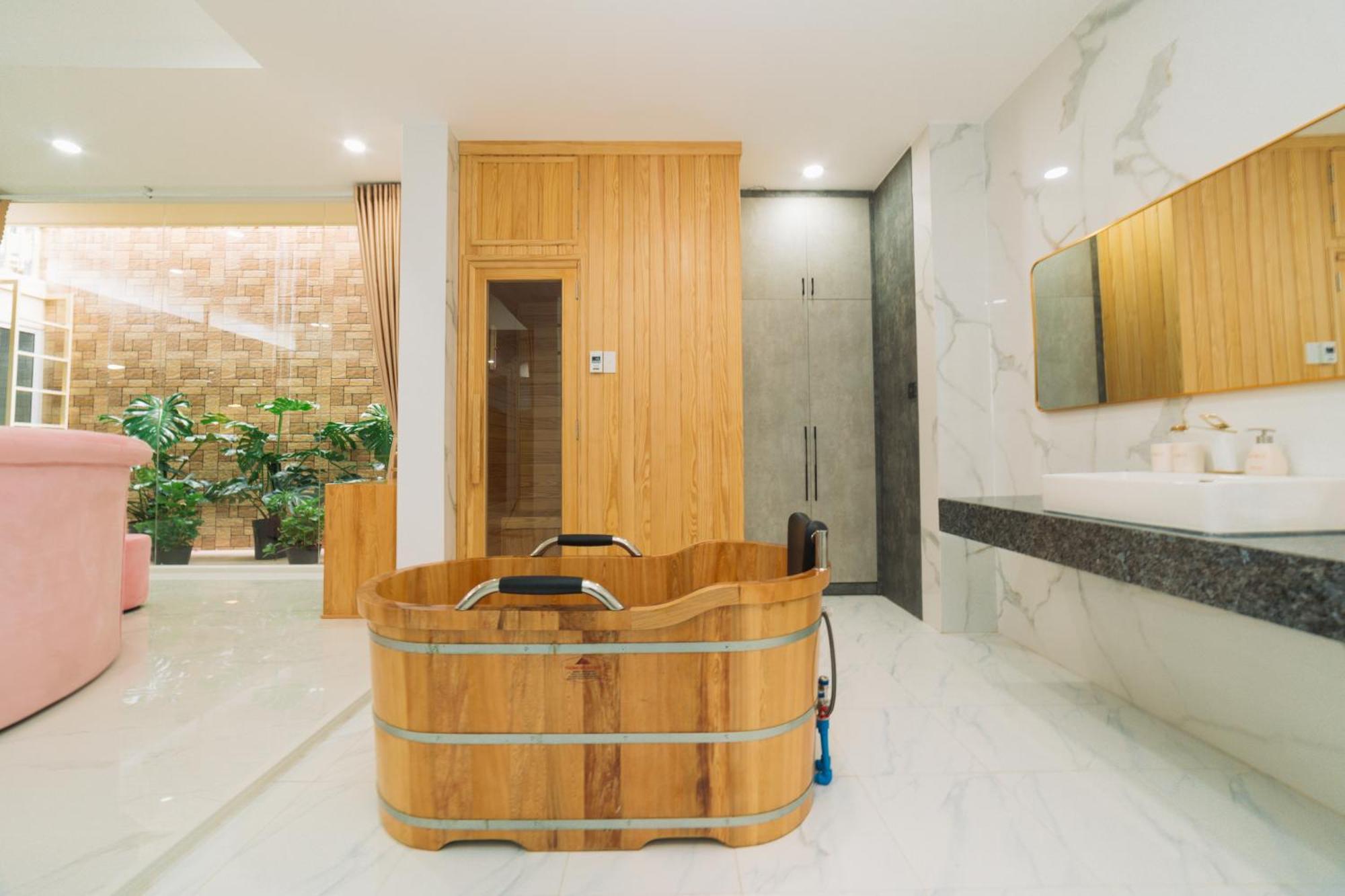 Quy Tai Premium Hotel Đà Lạt Extérieur photo