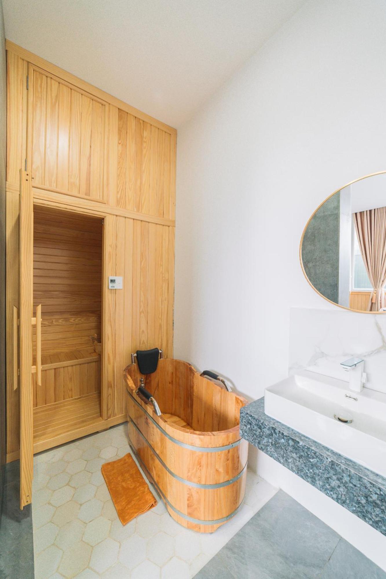 Quy Tai Premium Hotel Đà Lạt Extérieur photo